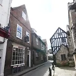 Patrick's Pool- 4 Bedroom,4 Bathroom, Luxury Townhouse! * York