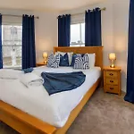Patrick's Pool- 4 Bedroom,4 Bathroom, Luxury Townhouse! * York