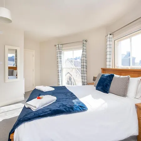 Patrick's Pool- 4 Bedroom,4 Bathroom, Luxury Townhouse! *