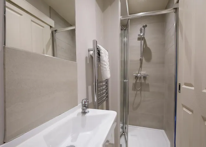 Patrick's Pool- 4 Bedroom,4 Bathroom, Luxury Townhouse!