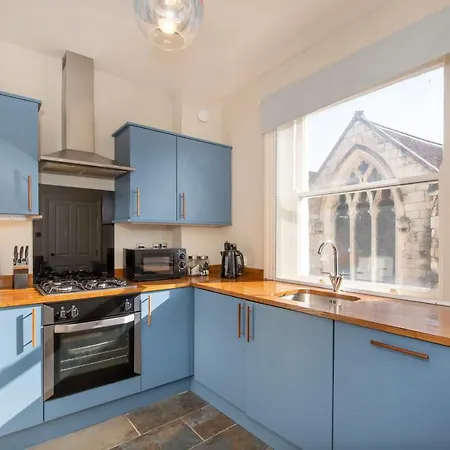 Patrick's Pool- 4 Bedroom,4 Bathroom, Luxury Townhouse! * York
