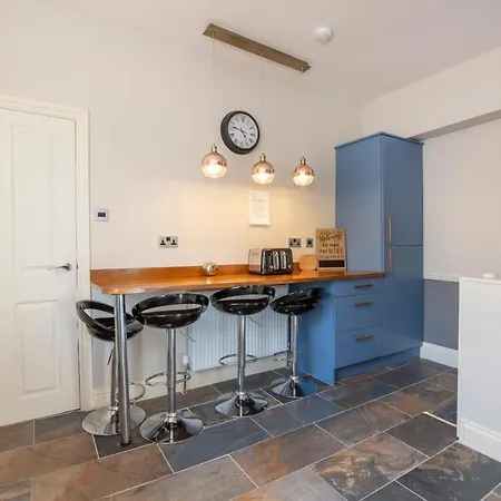 Patrick's Pool- 4 Bedroom,4 Bathroom, Luxury Townhouse! York