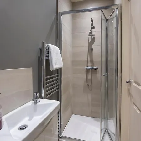 Patrick's Pool- 4 Bedroom,4 Bathroom, Luxury Townhouse! Сasa de vacaciones *