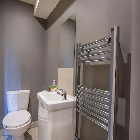 Patrick's Pool- 4 Bedroom,4 Bathroom, Luxury Townhouse! *