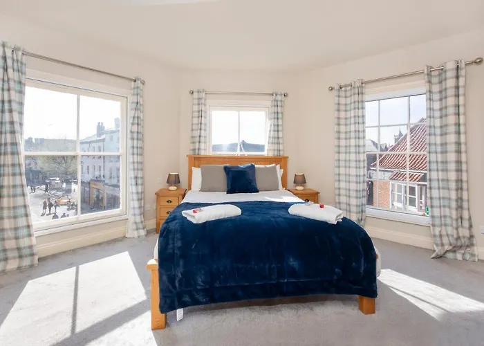 Patrick's Pool- 4 Bedroom,4 Bathroom, Luxury Townhouse! Holiday home