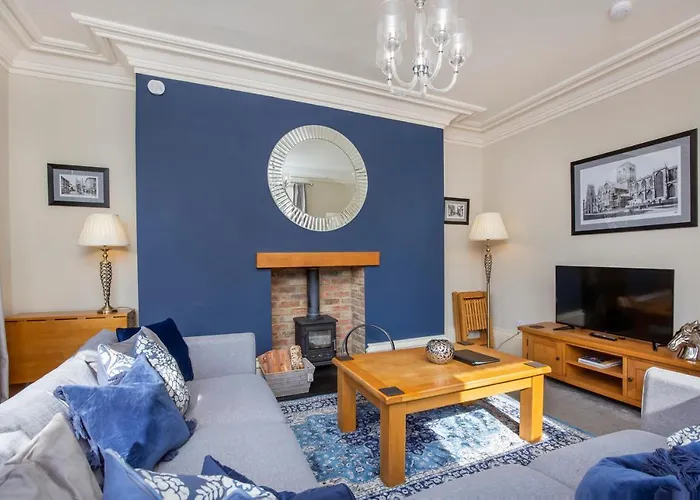 Holiday home Patrick's Pool- 4 Bedroom,4 Bathroom, Luxury Townhouse! York