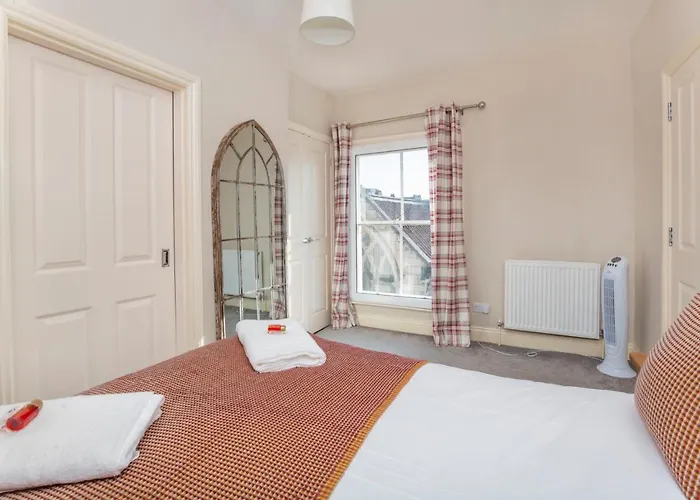 Patrick's Pool- 4 Bedroom,4 Bathroom, Luxury Townhouse! Holiday home