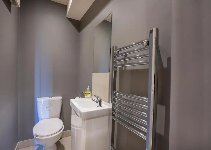 Patrick's Pool- 4 Bedroom,4 Bathroom, Luxury Townhouse! *