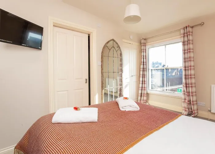 Patrick's Pool- 4 Bedroom,4 Bathroom, Luxury Townhouse!