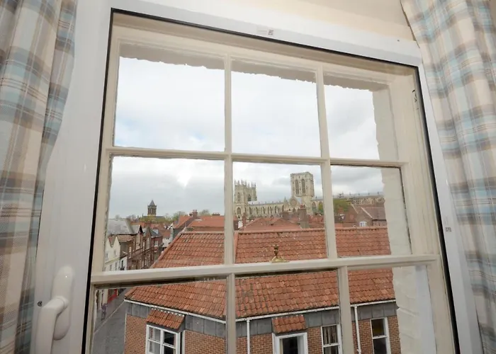 Patrick's Pool- 4 Bedroom,4 Bathroom, Luxury Townhouse! York