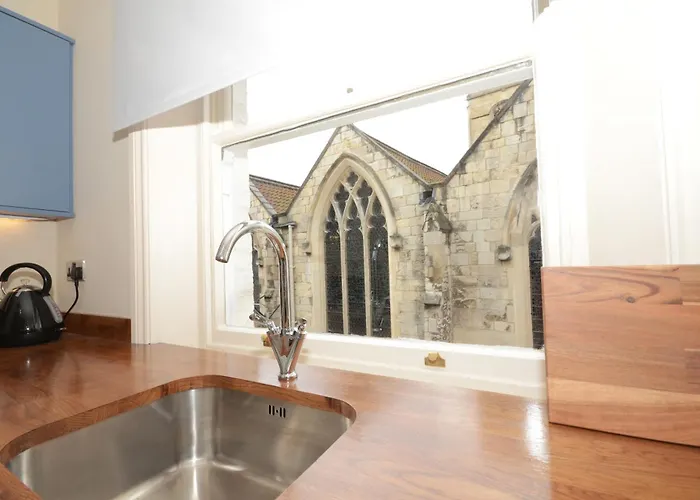 Patrick's Pool- 4 Bedroom,4 Bathroom, Luxury Townhouse! * York